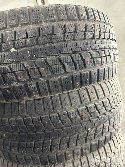 Dunlop SP Winter Ice 01 205/55 R16 19T