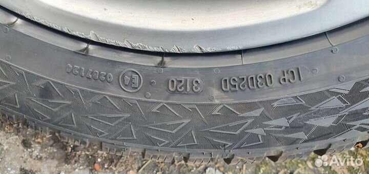 Continental IceContact 3 225/50 R17
