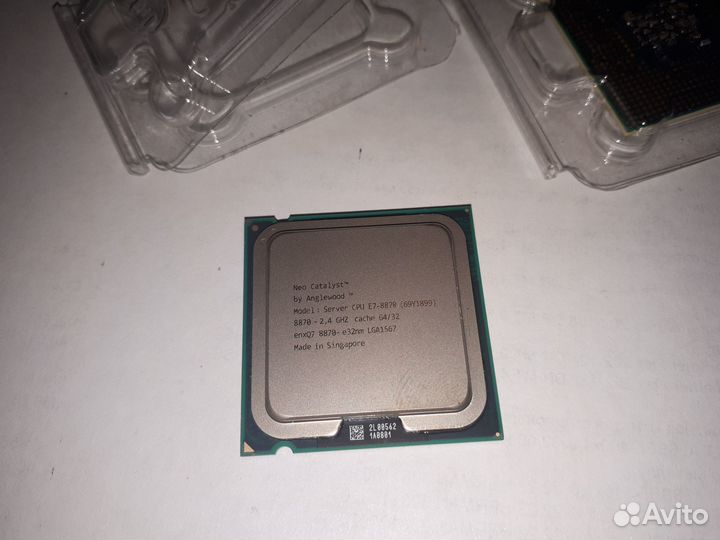 Процессор Xeon E7-8870 бу