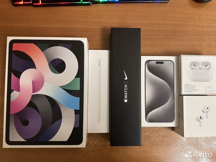 Коробка iPhone