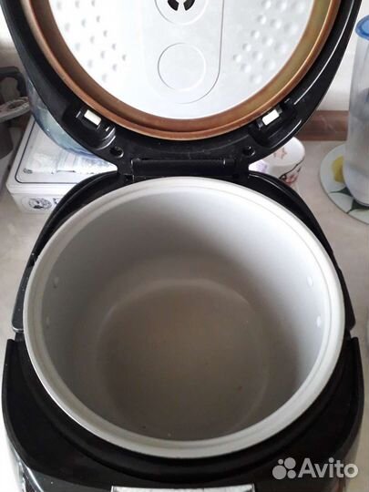 Мультиварка polaris pmc 0517ad