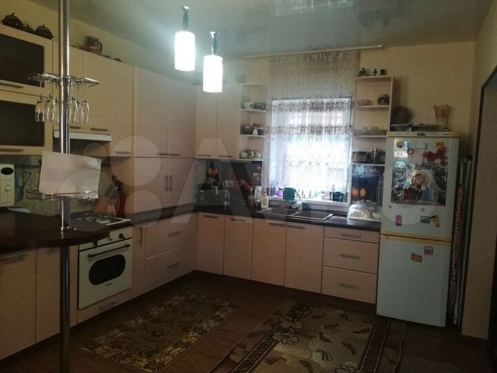 Дом 140 м² на участке 5 сот.