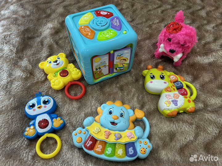 Развивающие музыкальные игрушки пакетом