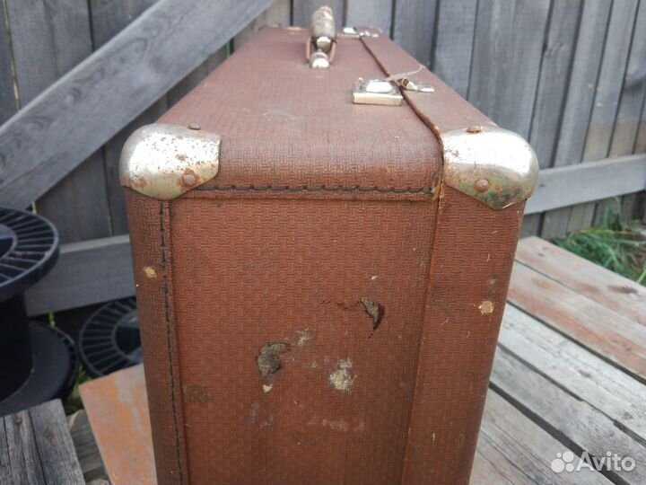 Чемодан из дерева катушка ведро