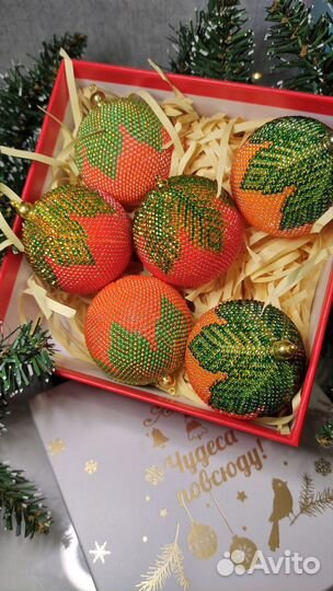 Новогодние елочные шары из бисера