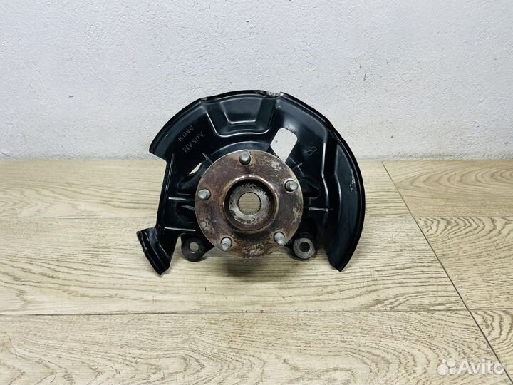 Кулак поворотный передний правый Mazda 3 BM