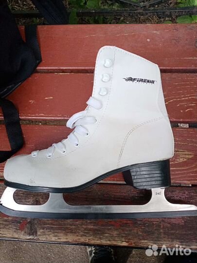 Коньки фигурные