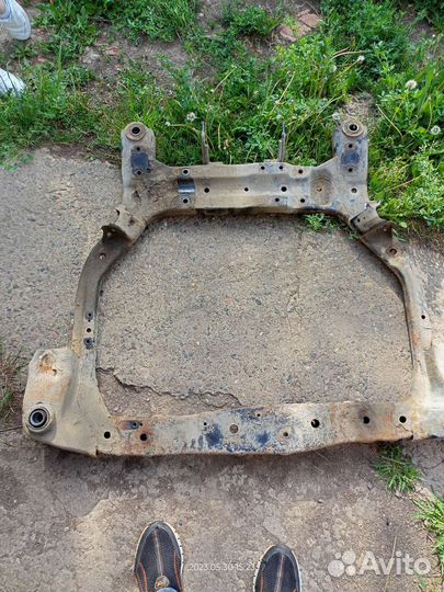 Подрамник передний на Киа Рио 2