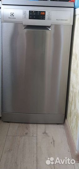 Посудомоечная машина Electrolux