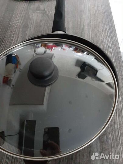 Сковорода большая с крышкой
