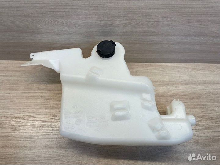 Бачок омывателя LADA X-Ray