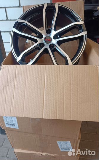 Литьё новое Legeartis r-18 (5x112) 4 шт