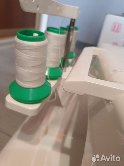 Оверлок/Распошивальная машина Janome Cover Pro II