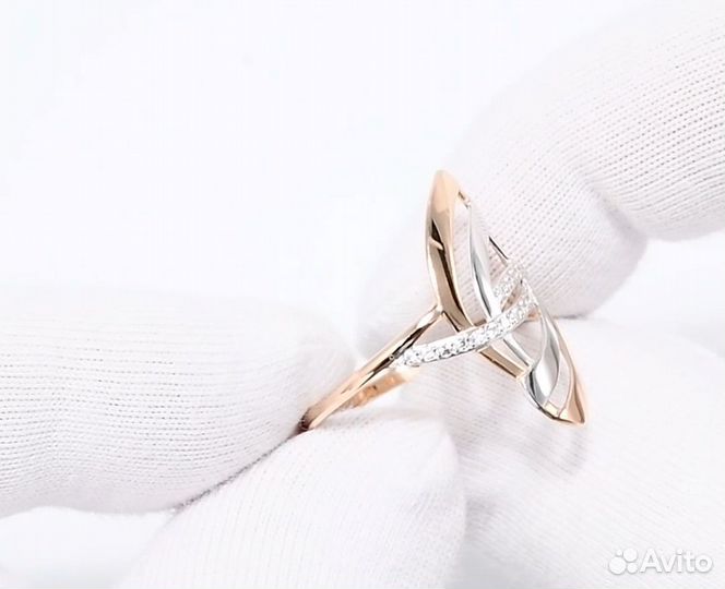 Золотое кольцо женское