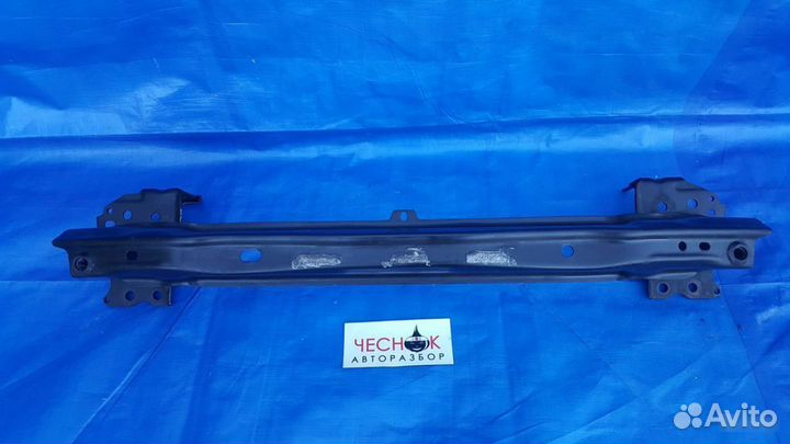Усилитель балка переднего бампера Touareg