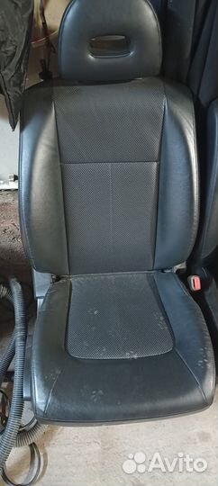 Продам сиденье в авто