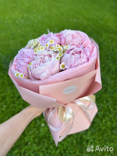 Пионы и ромашки Цветы Букеты Доставка