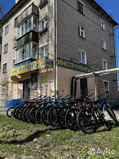 Лестницы трехсекционные и стремянки
