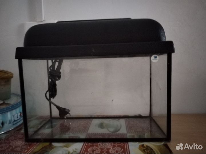 Аквариум 10 л с подсветкой и крышкой