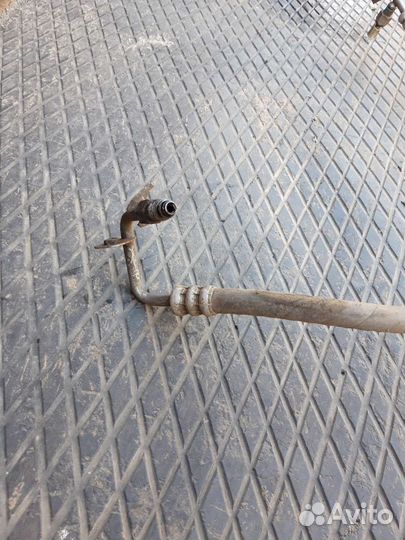 Трубка гура напорный Лада Ларгус