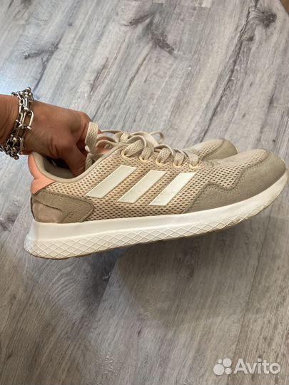 Кроссовки женские adidas 39 размер