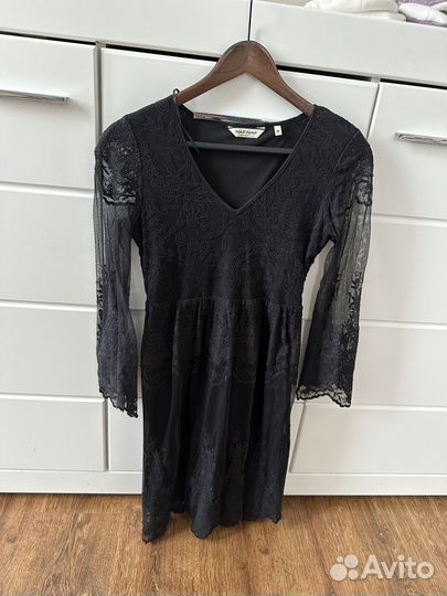Платье naf naf 34 размер