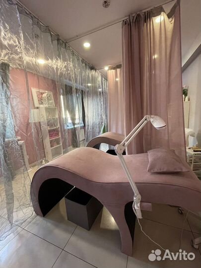 Анатомическая кушетка в стиле loft