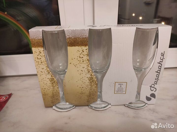 Бокалы для шампанского