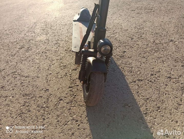 Электросамокат kugoo m2 (на фото без сиденья)