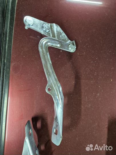 Петли капота на ford focus 2