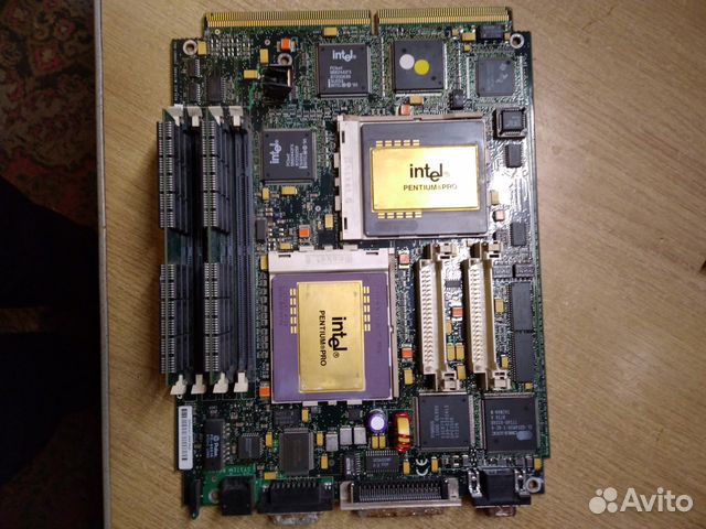 Коллекционные процессоры Intel Pentium Pro в сборе