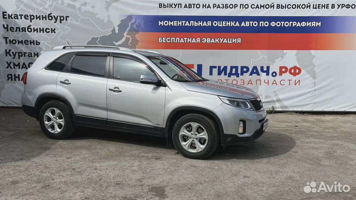 Ремень безопасности задний левый Kia Sorento (XM)