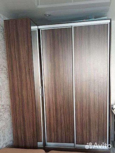 Шкаф купе угловой