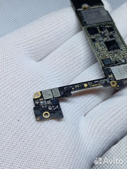 iPhone 7. Плата. Оригинал