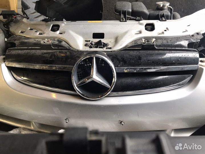 Решотка капота Мерседес Slk r170