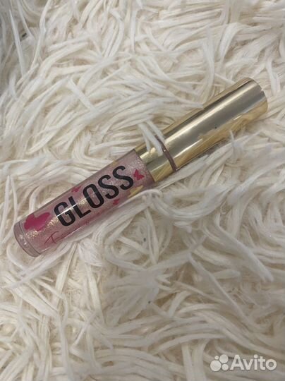 Блеск для губ vivienne sabo