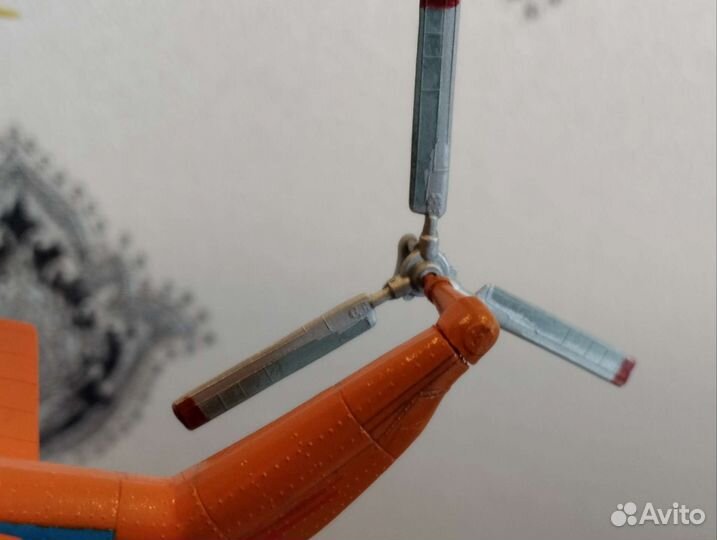 Коллекционная модель вертолета Ми-8 Т