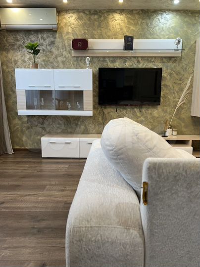 2-к. квартира, 70 м², 10/10 эт.