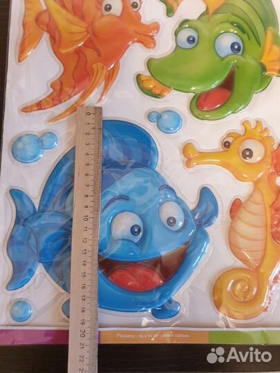 Декоративные наклейки на стену