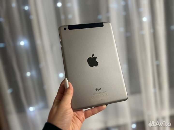 iPad mini 3 на 16 гб + новый чехол