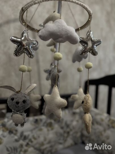 Мобиль из фетра с подсветкой в кроватку