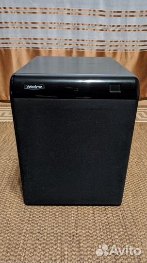 Активный сабвуфер Velodyne CHT-10Q