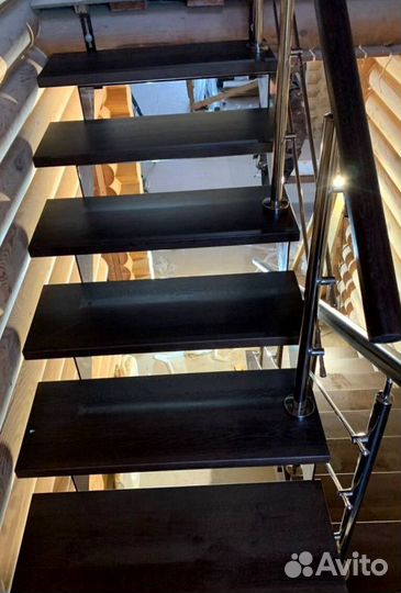 Перила деревянные для лестниц