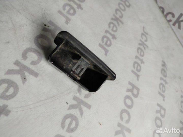 Пепельница Mitsubishi Mirage 4G 15YJ1859 1999