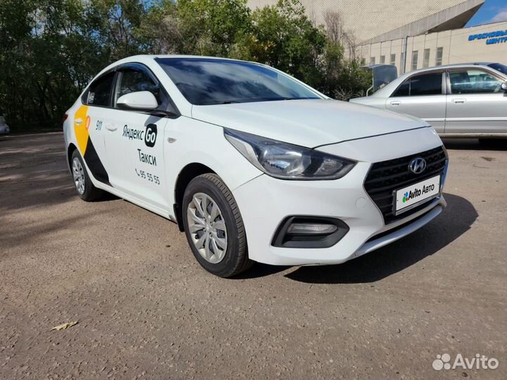 Hyundai Solaris 1.4 AT, 2019, 300 000 км