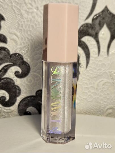 Stellary diamonds lip gloss