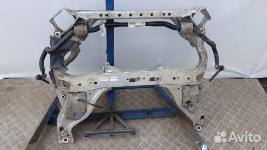 Балка подвески передняя BMW 3 E90/E91 (NBE11LG01)