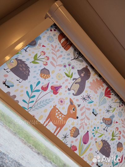 Рулонные шторы и жалюзи в детскую. Производство