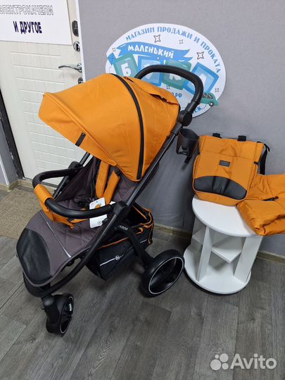 Новая прогулочная коляска на больших колёсах