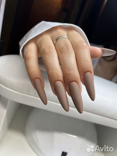 Маникюр на дому